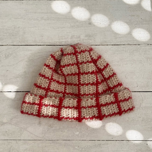 RED GRID BEANIE